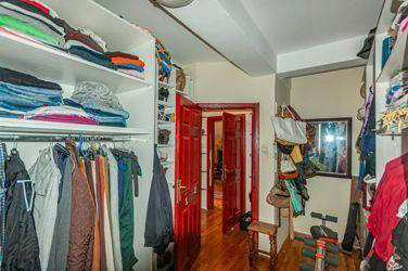 Квартира, 1173 м², 228 427$ — FAKTOR
